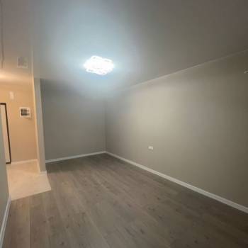 Продается 1-комнатная квартира, 43 м²