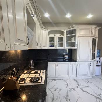 Продается Дом, 200 м²