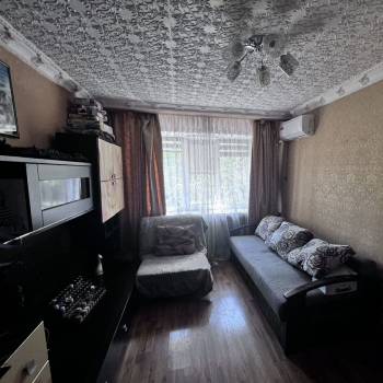 Продается 3-х комнатная квартира, 48 м²