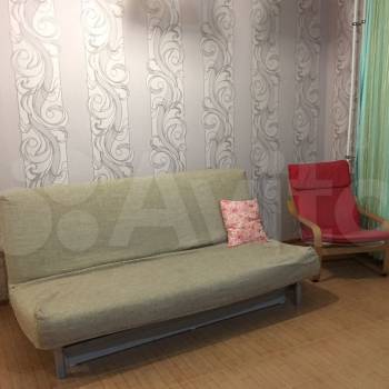 Сдается 1-комнатная квартира, 38 м²