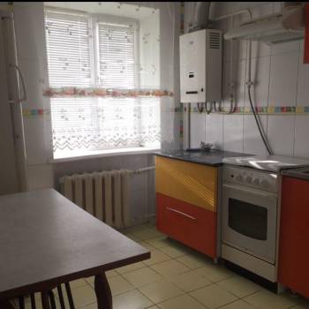 Продается Многокомнатная квартира, 64 м²