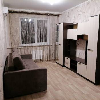 Сдается 1-комнатная квартира, 45 м²