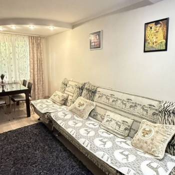 Сдается 2-х комнатная квартира, 58 м²