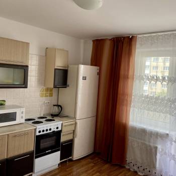 Сдается 1-комнатная квартира, 37 м²