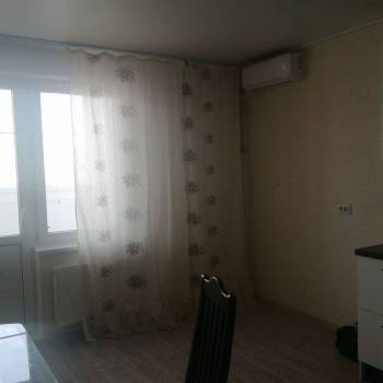Сдается 2-х комнатная квартира, 65 м²
