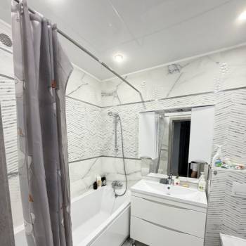 Сдается 2-х комнатная квартира, 70 м²