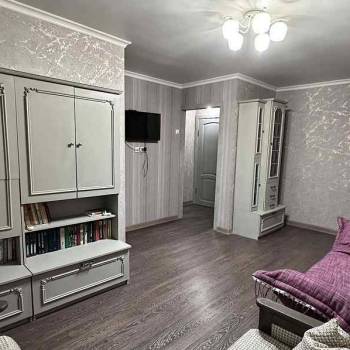Сдается 2-х комнатная квартира, 42 м²
