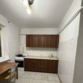 Сдается 1-комнатная квартира, 37 м²