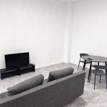 Сдается 1-комнатная квартира, 61 м²
