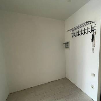Продается 1-комнатная квартира, 40 м²