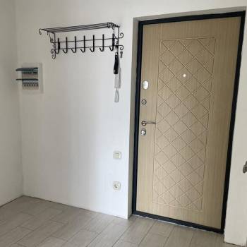Продается 1-комнатная квартира, 40 м²