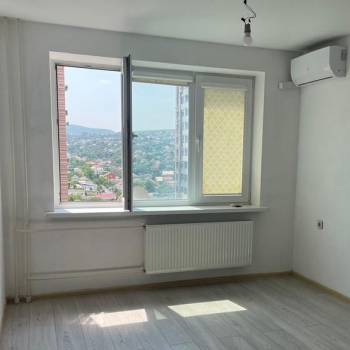 Продается 1-комнатная квартира, 40 м²