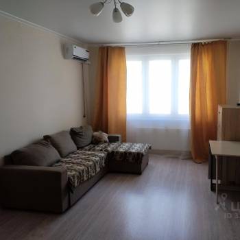 Сдается 1-комнатная квартира, 39 м²