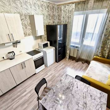 Сдается 2-х комнатная квартира, 70 м²