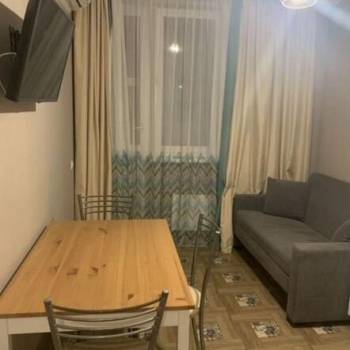 Сдается 1-комнатная квартира, 42 м²