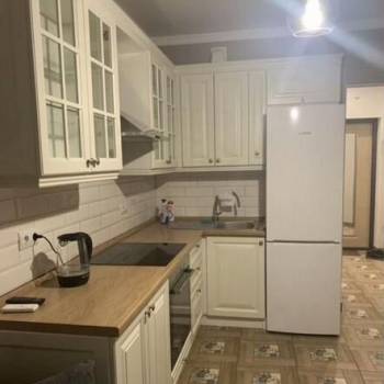 Сдается 1-комнатная квартира, 42 м²