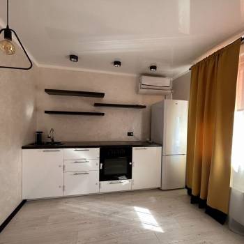 Продается 1-комнатная квартира, 37,2 м²