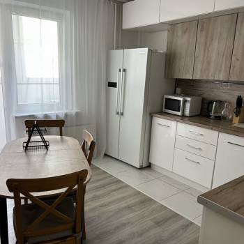Продается 2-х комнатная квартира, 60 м²