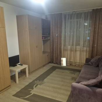 Продается 1-комнатная квартира, 40 м²