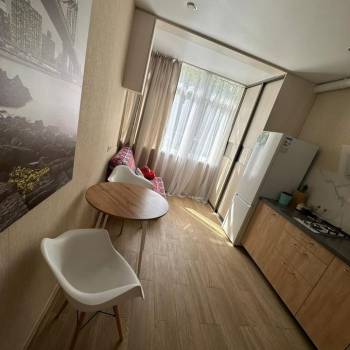 Сдается 1-комнатная квартира, 42 м²