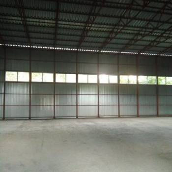 Сдается Нежилое помещение, 400 м²