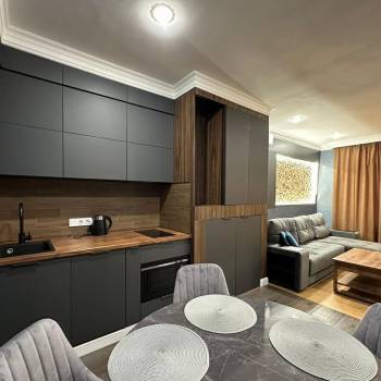 Продается 2-х комнатная квартира, 56 м²