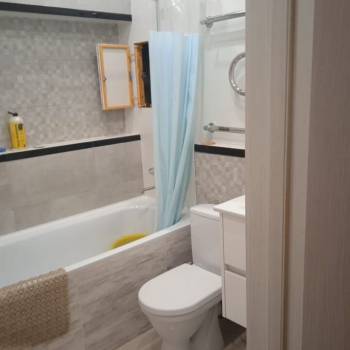 Продается 1-комнатная квартира, 56,4 м²