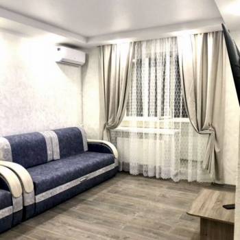 Сдается 1-комнатная квартира, 37 м²