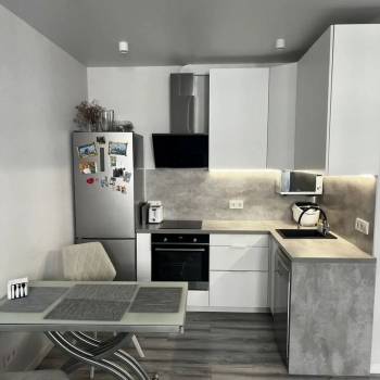 Продается 1-комнатная квартира, 40,2 м²