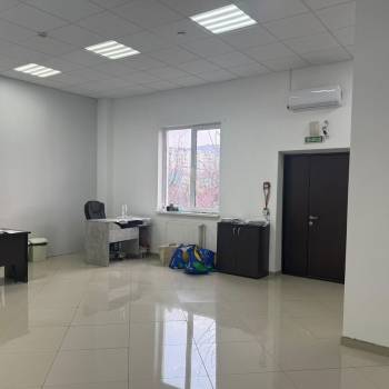 Сдается Нежилое помещение, 57 м²