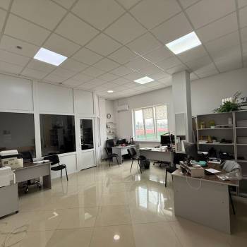 Сдается Нежилое помещение, 57 м²