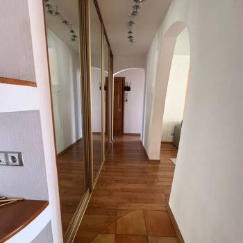 Сдается Многокомнатная квартира, 50 м²