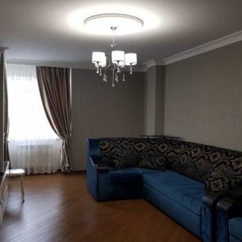 Сдается 2-х комнатная квартира, 85 м²