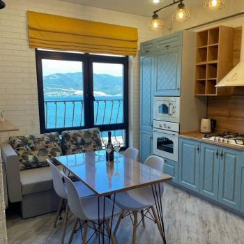 Сдается 1-комнатная квартира, 42 м²
