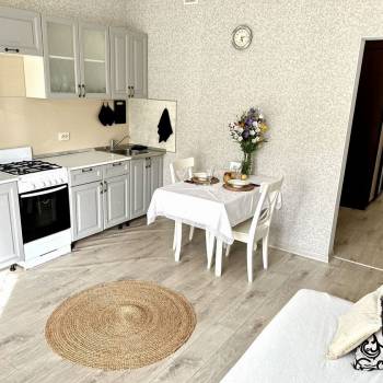 Сдается 1-комнатная квартира, 43 м²