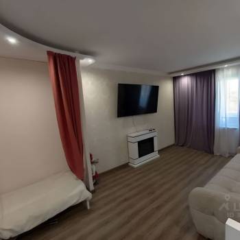 Продается 1-комнатная квартира, 38 м²