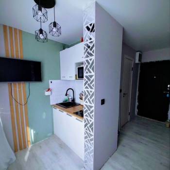 Продается 1-комнатная квартира, 14 м²