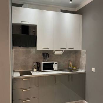 Продается 1-комнатная квартира, 32 м²