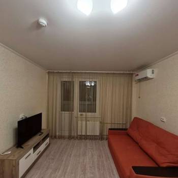Сдается 1-комнатная квартира, 39 м²