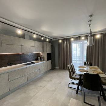 Продается 3-х комнатная квартира, 116 м²