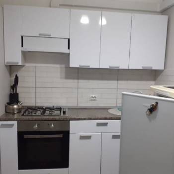 Продается 1-комнатная квартира, 37 м²