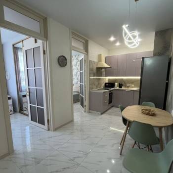 Продается 2-х комнатная квартира, 56 м²