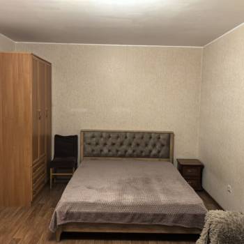 Сдается 1-комнатная квартира, 37 м²