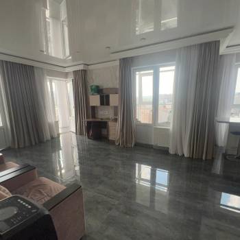 Продается 3-х комнатная квартира, 106 м²