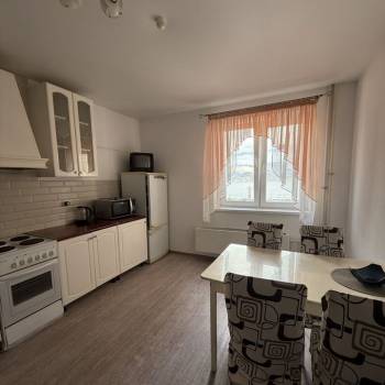 Сдается 2-х комнатная квартира, 60 м²