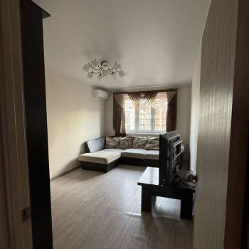 Сдается 2-х комнатная квартира, 60 м²