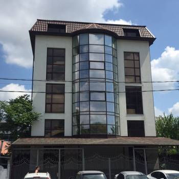 Продается Нежилое помещение, 1000 м²