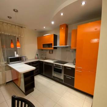 Сдается 2-х комнатная квартира, 74 м²