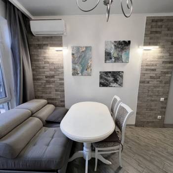 Сдается 1-комнатная квартира, 50 м²