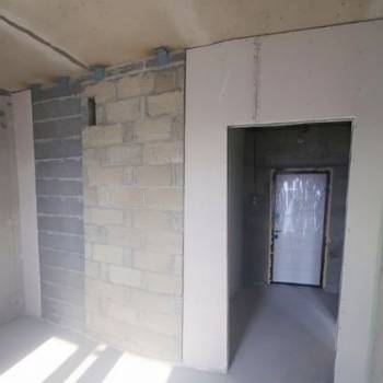 Продается 1-комнатная квартира, 36 м²